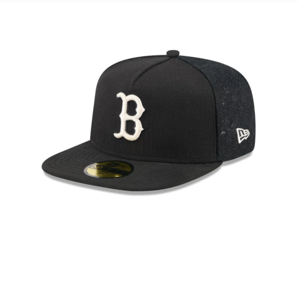New Era Boston Red Sox Black Mesh 59FIFTY Frame Fitted Cap